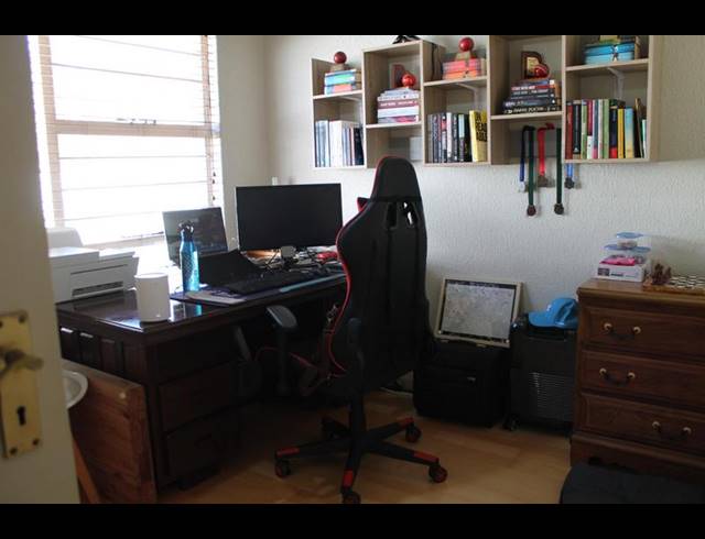 3 BEDROOM TOWNHOUSE FOR SALE IN BEDFORD GARDENS